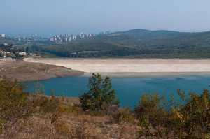 Алуште не хватает воды