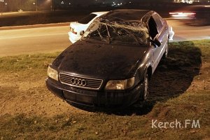 В Керчи снова перевернулся автомобиль