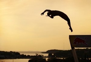 В Крыму в 2014 году пройдут соревнования по клифф-дайвингу Red Bull Cliff Diving World Series 2014