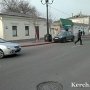 В Керчи из-за машин у тротуара столкнулись две легковушки