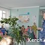 Сотрудники ГИБДД в рамках Дня матери посетили родильный дом