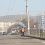 В Керчи убирают дороги с риском для жизни