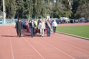 В Ялте накануне Дня защитника Отечества устроили большой спортивный праздник