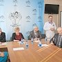 Руководитель фракции КПРФ в Законодательном Собрании Вологодской области А. Морозов сравнил организацию труда в первой городской больнице Вологды с системой "выжимания пота"