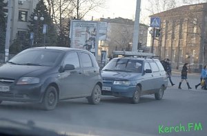 В Керчи в конце рабочего дня три аварии