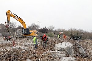 Демонтаж севастопольской «Пизанской башни» обещают закончить через две недели