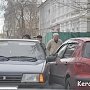 В Керчи столкнулись Пежо и Девятка