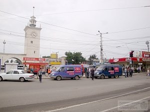 Симферопольские коммунальщики потренировались ликвидировать ЧС при подтоплении