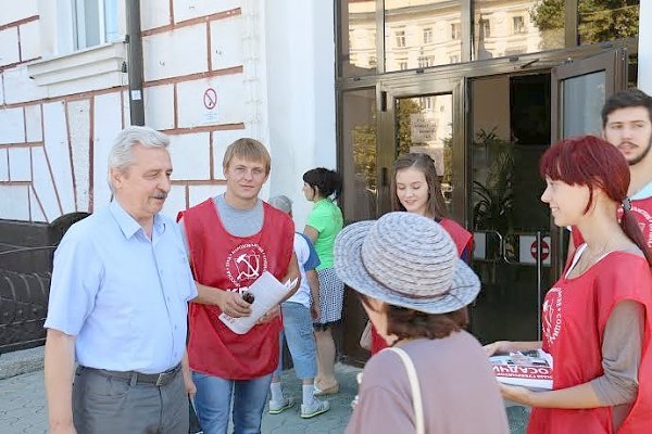 Краснодарский край. На встрече в Армавире кандидат на должность губернатора Николай Осадчий заявил о необходимости изменения закона о капитальном ремонте многоквартирных домов