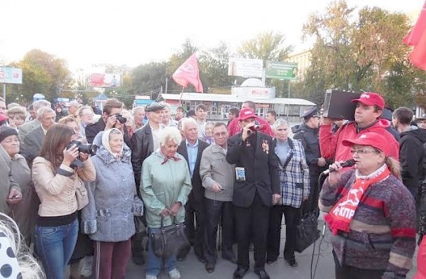 «Не забудем! Не простим!». Памятные акции в Саратовской области