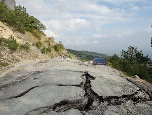 Большинство дорог Крыма не соответствует нормам