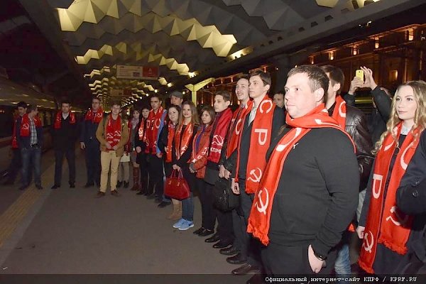 Начался рабочий визит Г.А. Зюганова в Санкт-Петербург