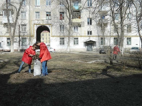 Самарская область. В Новокуйбышевске состоялся коммунистический субботник