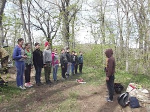 Крымские казаки провели «школьный десант» к местам партизанской славы.