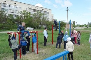 В Кировском районе полиция и общественный совет ОВД проводят акцию «Кировские полицейские за здоровье нации»