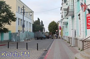 В Центре Керчи авария на электрокабеле