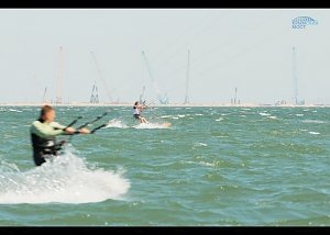 Российские экстремалы завершили второй фестиваль водных видов спорта в поодержку Крымского моста