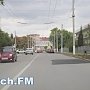 В Керчи на Адмиралтейском проезде заасфальтировали яму