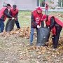 Коммунисты и комсомольцы Орла приняли участие в общегородском субботнике