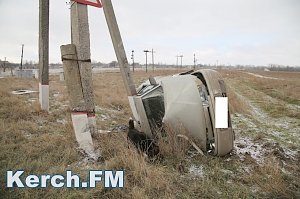 В Керчи в ночное время «LADA» перевернулась на ж/д переезде