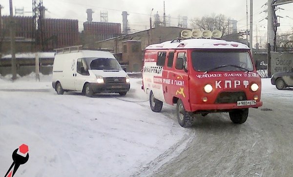 «Красная техпомощь» дала возможность десяткам челябинских автомобилистов