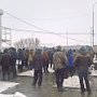 В Луговом на заправке временно не продают билеты на паром