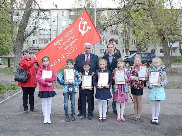 На дворовых площадках Тамбова прошли концерты в честь Дня Победы