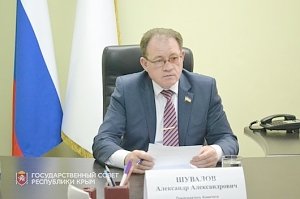 Главы парламентских Комитетов выслушали проблемы крымчан