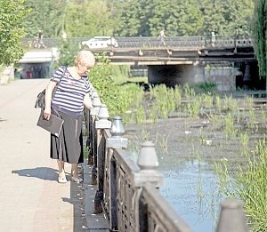 В столице Крыма сложилась чрезвычайная ситуация вокруг русла реки Салгир