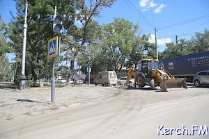 В Керчи на Кирова-Еременко затруднено движение транспорта