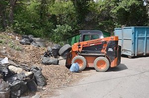 Власти Ялты жалуются на местных жителей, какие создают свалки