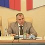 Владимир Константинов поручил депутатскому корпусу контролировать процесс подготовки образовательных учреждений республики к началу отопительного сезона