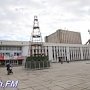 Новогоднюю елку собирают на площади перед ДК «Корабел»