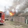 На пожаре в г. Бахчисарай спасены 2 человека