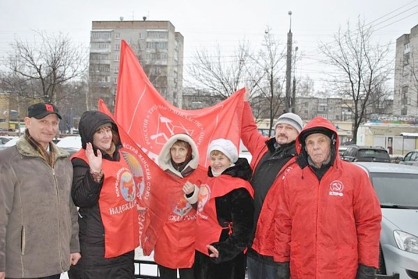 Нижний Новгород. Автозаводские коммунисты пригласили народ на встречу с Павлом Грудининым