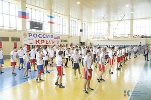 В Симферополе 150 спортсменов подрались под песню Газманова