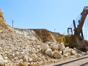 Прокуратура установила факт незаконной добычи полезных ископаемых в Ленинском районе