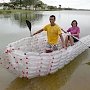 Отчаянный турист пробовал попасть в Крым на плоту из бутылок