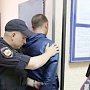 Симферопольские оперативники на рынке задержали фальшивомонетчиков с 5-тысячными поддельными купюрами