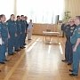 Крымские спасатели поздравили ветерана пожарной охраны Крыма с юбилеем