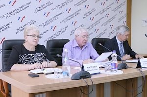 Комитет по промышленности одобрил поправки в республиканские программы по газификации, развитию промышленного комплекса и торговой деятельности