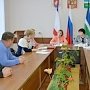 Детский омбудсмен Крыма контролирует ситуацию при помощи многодетной семье, пострадавшей от пожара