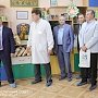 Владимир Константинов поздравил пациентов Республиканской детской клинической больницы с Международным днем защиты детей