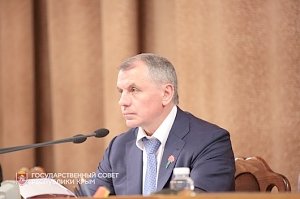 Владимир Константинов призвал крымчан поддержать Всероссийскую благотворительную акцию «Красная гвоздика»