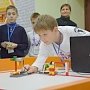 Новых роботов собирают из старых игрушек в Красноперекопске