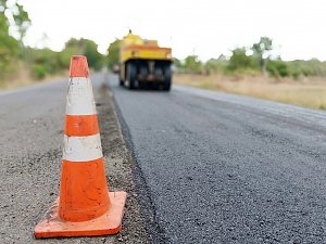 «Крымавтодор» выполнил ямочный ремонт в Сакском, Красногвардейском и Кировском районах