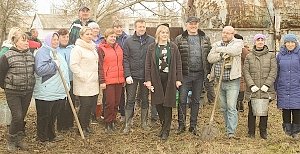 В селе Светлое Джанкойского района заложен парк к 75-й годовщине Великой Победы