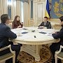 Зеленский пообещал построить город для переселенцев из Крыма