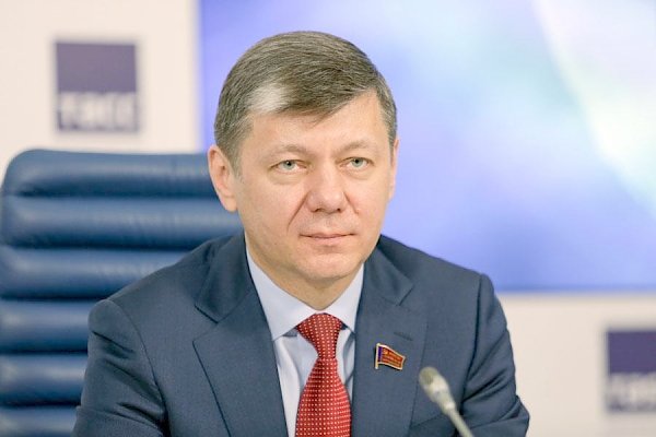 Дмитрий Новиков: «Ленин, Сталин, Победа – навсегда!»