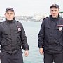 Севастопольские полицейские спасли тонувшего в море мужчину